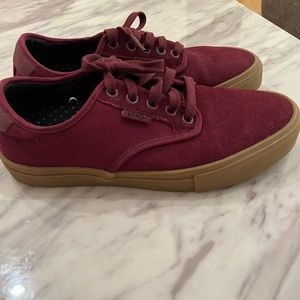 Vans men’s size 7 burgundy